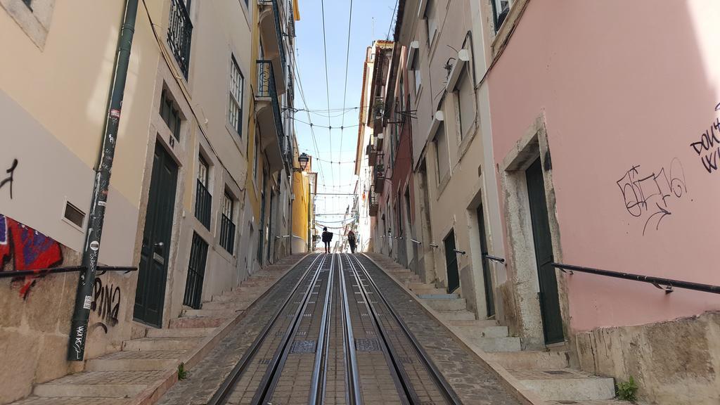 Lisbon Finestay Bica Apartment ภายนอก รูปภาพ